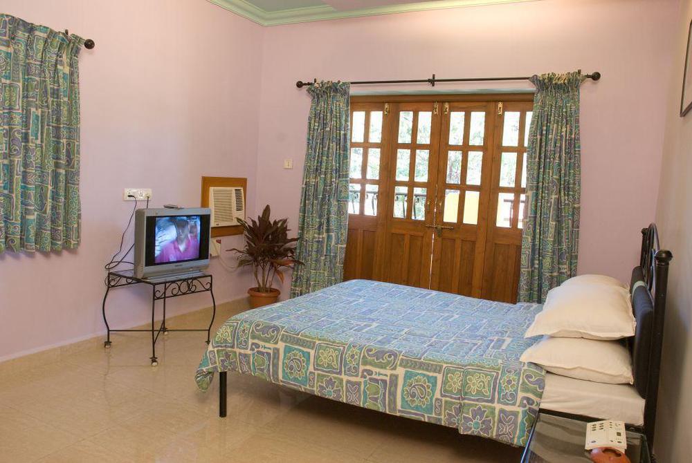 Hotel Sodder'S Gloria Anne Candolim Exterior foto